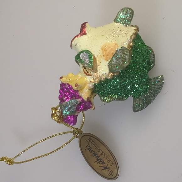 Katherine's Collection Carmen Miranda Kissing Lips Fish Ornament - Picture 4 of 4